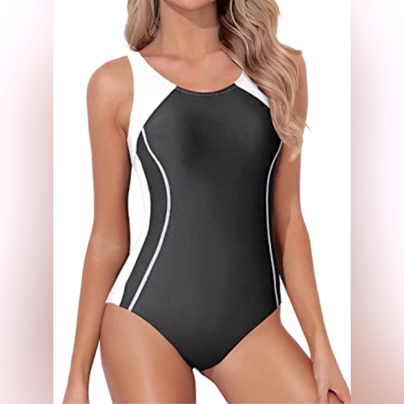 Swimsuit - Picture 4 of 4